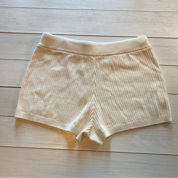 Reformation Lounge Shorts Ivory Ribbed Cort Sz X-Large - Picture 5 of 10